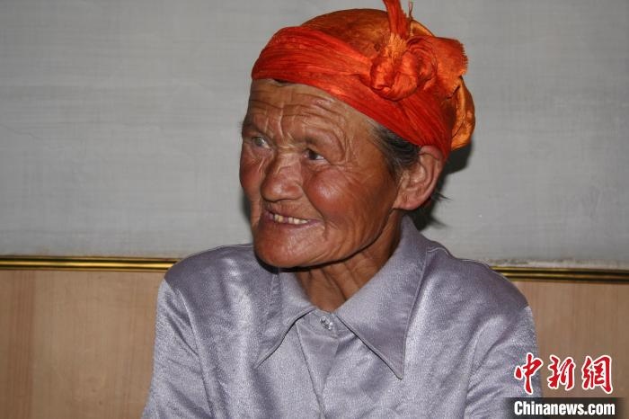 薩仁托婭拍攝的“草原母親”。　薩仁托婭供圖