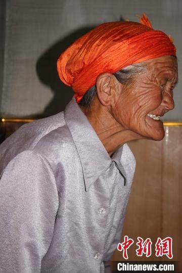 薩仁托婭拍攝的“草原母親”?！∷_仁托婭供圖