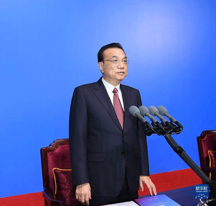 9月27日晚，中華人民共和國第十四屆運動會在陜西西安閉幕。中共中央政治局常委、國務院總理李克強出席閉幕式并宣布運動會閉幕。新華社記者 申宏 攝