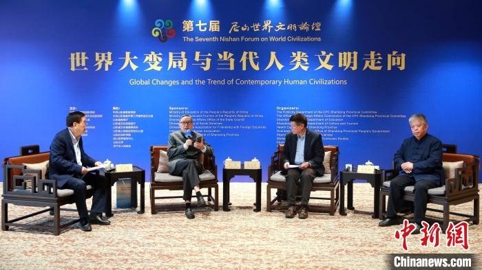 9月27日，第七屆尼山世界文明論壇首場高端對話舉行?！×籂?攝