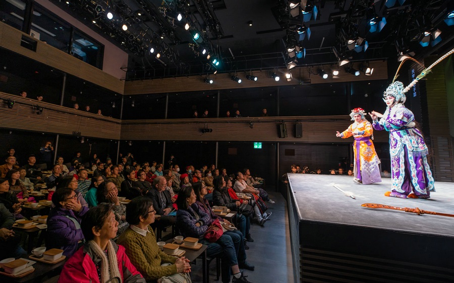 08. 粵劇表演.jpg