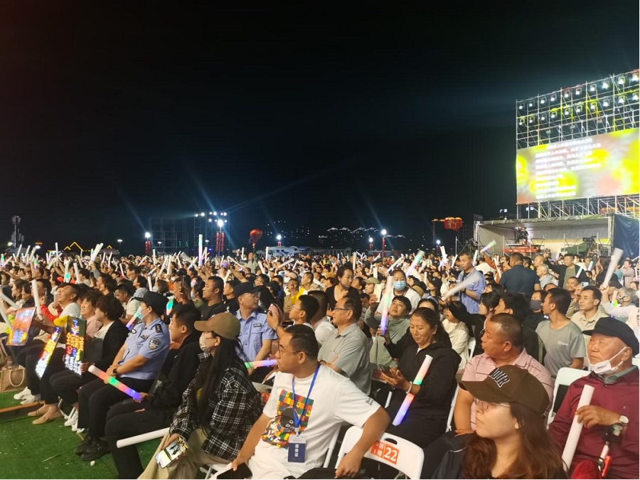 “如七而遇 相思烏?！边@場七夕主題音樂會甜出圈665.png