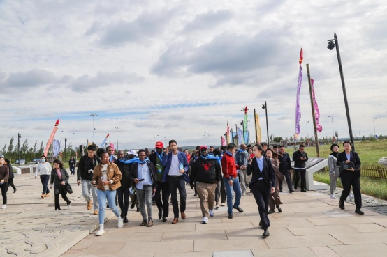 1727085385992614.png 北京大學“東方獎學金”學員參訪團訪問內(nèi)蒙古(第一天)(1)114.png