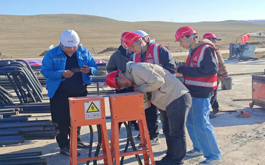 1750652073114770.jpg 聚力攻堅2.jpg