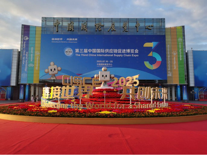 1752675632618323.jpg 展覽1.jpg