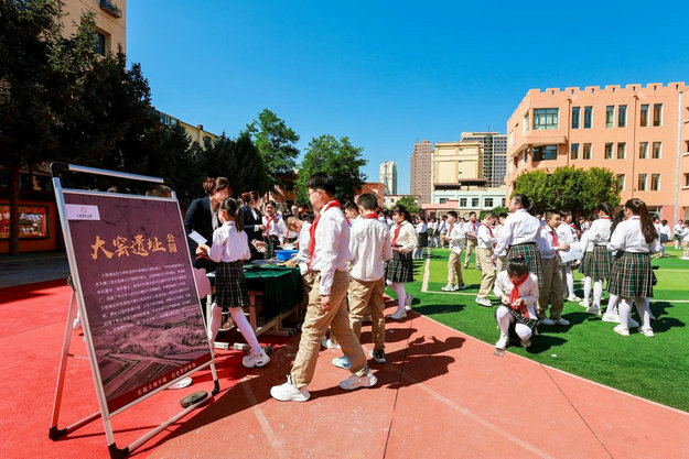 1756735687990591.jpg 開學4.jpg