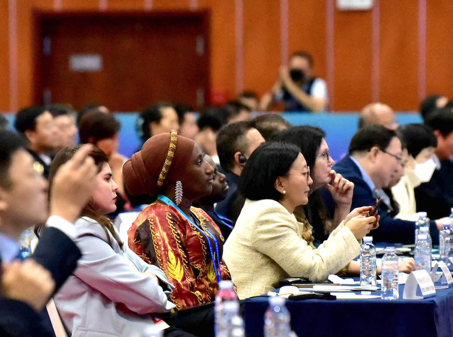 1758027356886928.jpg 68c8e422e4b0464522c0673d.jpg