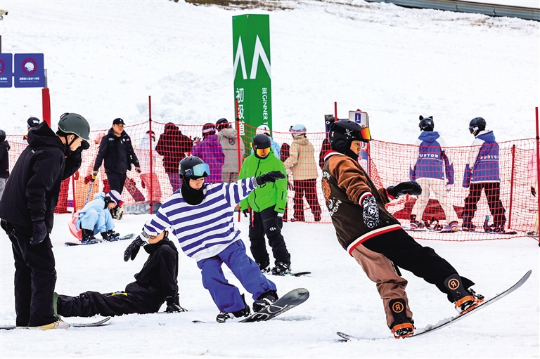 馬鬃山滑雪場。.jpg
