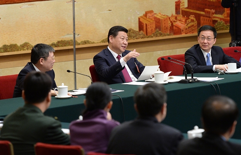 2014年3月習(xí)近平總書記參加十二屆全國人大二次會議上海代表團(tuán)的審議。