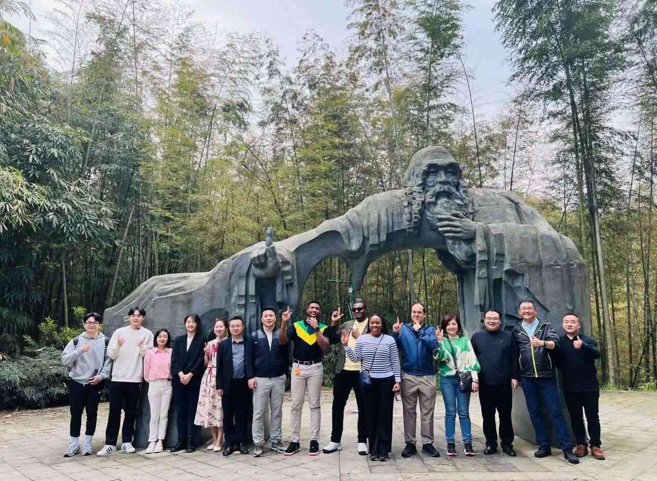 Guizhou Echo | 這一波，貴州又圈“國際粉”了