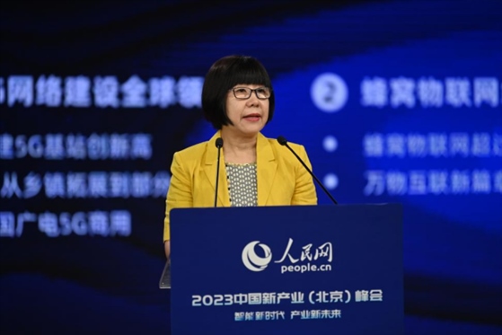 人民網(wǎng)監(jiān)事會主席唐維紅。人民網(wǎng)記者 于凱攝