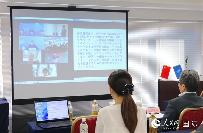 中國貿(mào)促會副會長柯良棟視頻致辭。人民網(wǎng) 許可攝