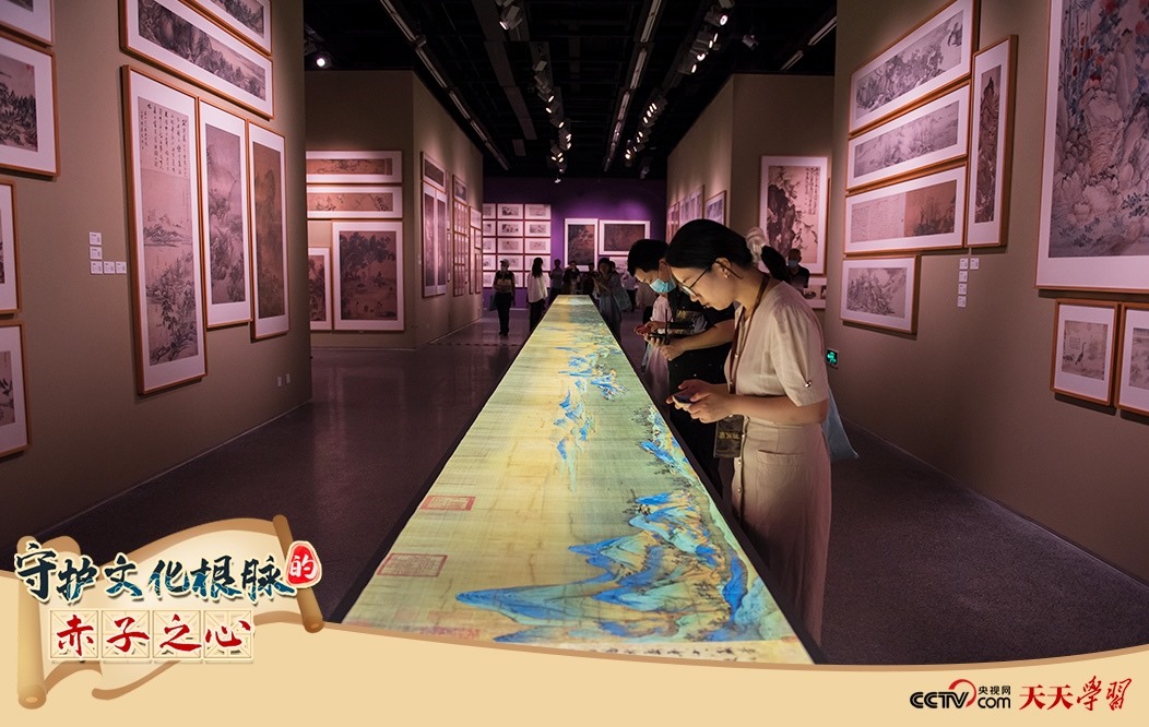 2023年7月1日，觀眾在浙江寧波美術(shù)館參觀中國(guó)歷代繪畫大系成果展·寧波特展。