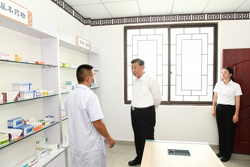 2022年6月8日，習(xí)近平總書記在四川眉山東坡區(qū)太和鎮(zhèn)永豐村考察。