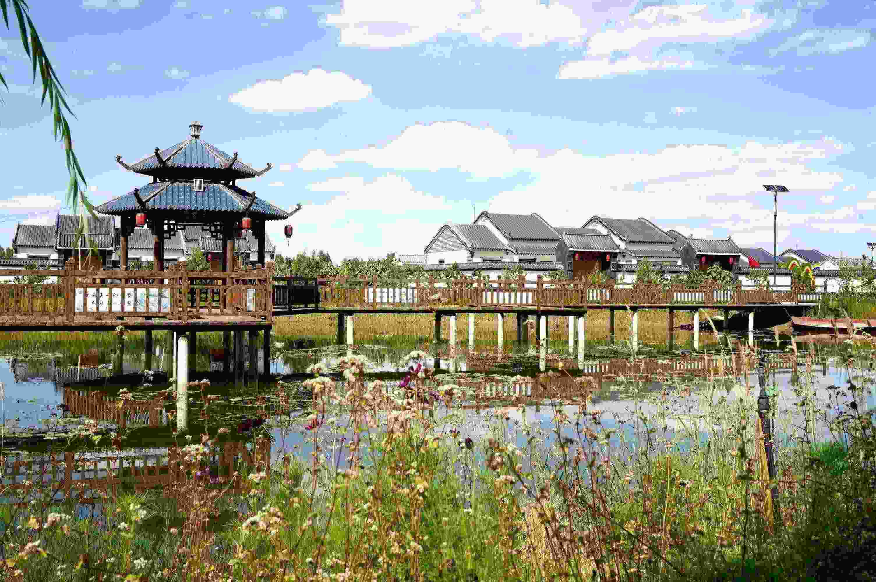 黃家堡村，筑夢新居。張文博攝