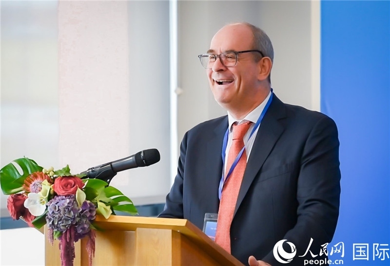 圖為倫敦?戶(hù)港代表致辭。人民網(wǎng) 郭錦標(biāo)攝