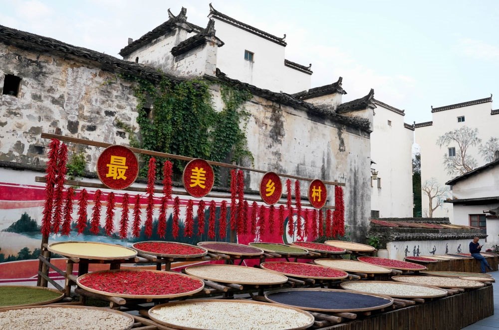 婺源縣王村石門自然村一角（2023年10月11日攝）。