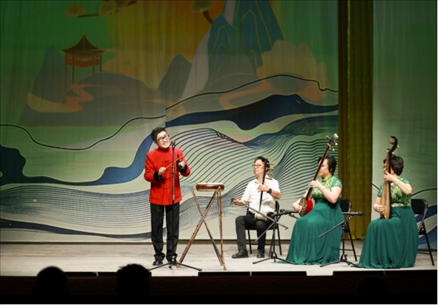 演出現(xiàn)場。中國煤礦文工團(tuán)供圖