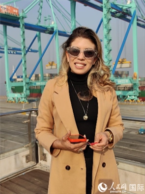 巴西《中北部傳媒集團》記者拉尼艾莉接受采訪。人民網(wǎng)記者 符園園攝