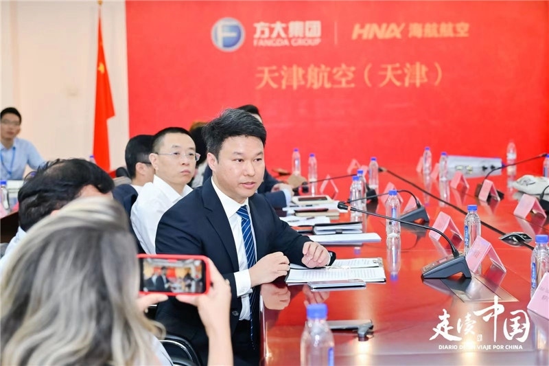 巴航工業(yè)大中華區(qū)商用飛機(jī)客戶支援經(jīng)理楊海波。主辦方供圖