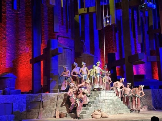 《天釀》演出場(chǎng)景。本報(bào)記者劉書文攝