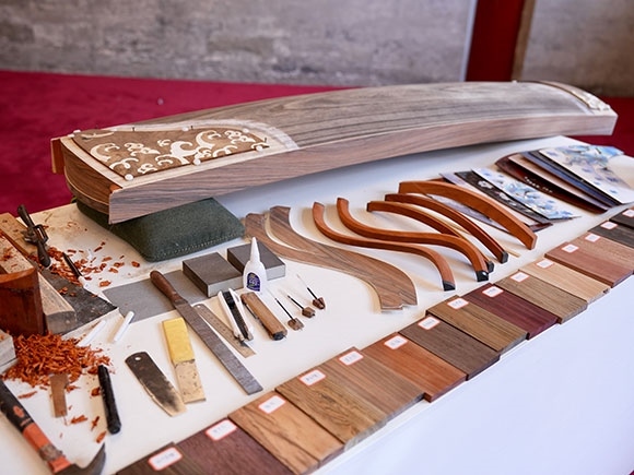 蘭考古箏制作展示。中央音樂學院供圖