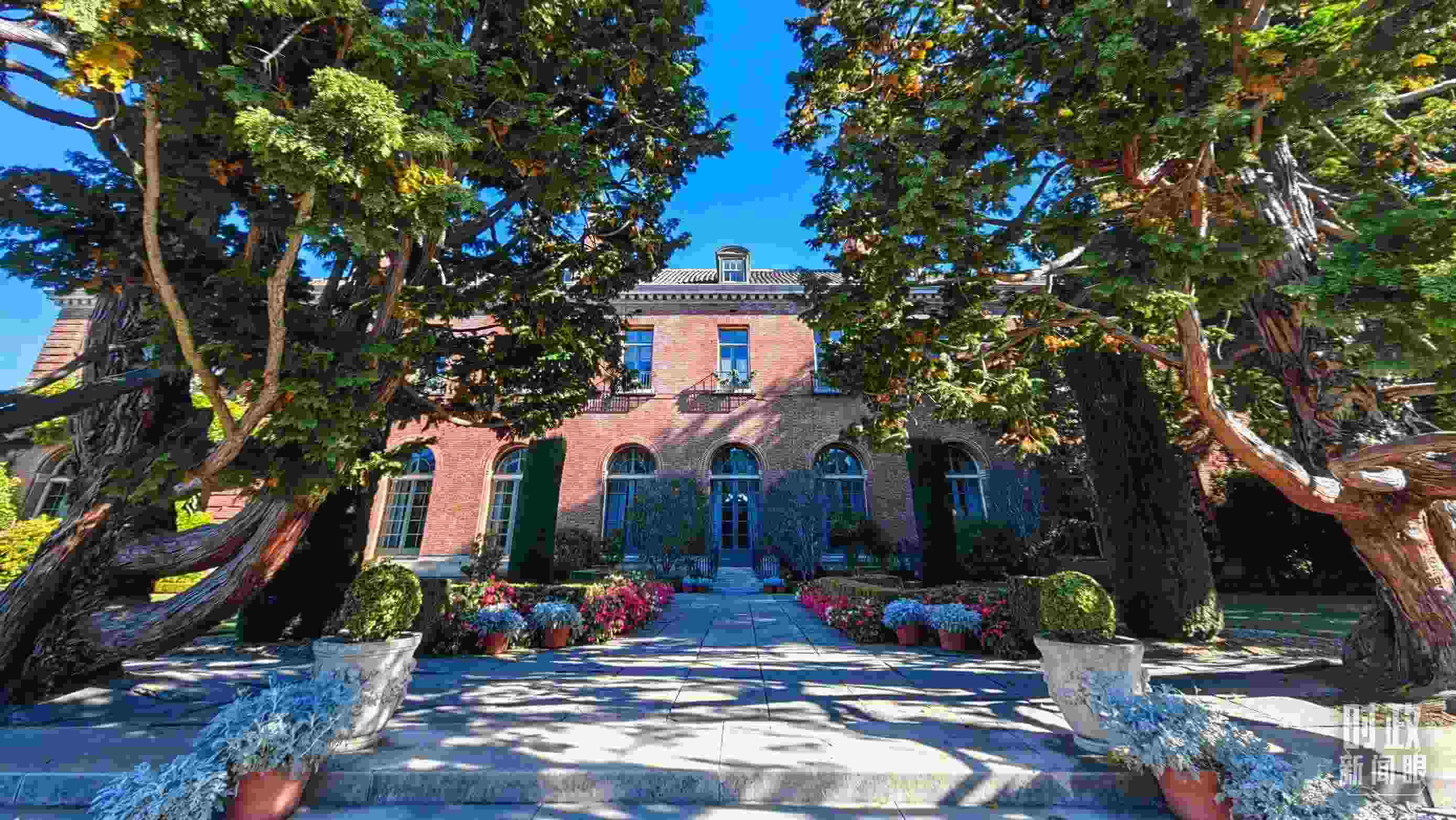 中美元首會(huì)晤在斐洛里莊園舉行。（總臺(tái)央視記者張曉鵬拍攝）