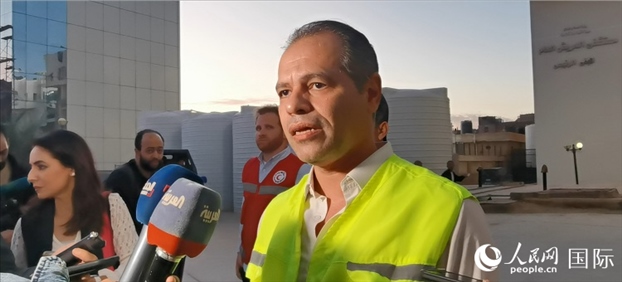 埃及衛(wèi)生部官員艾哈邁德·馬赫迪在接受記者采訪。人民網(wǎng)記者 沈小曉攝