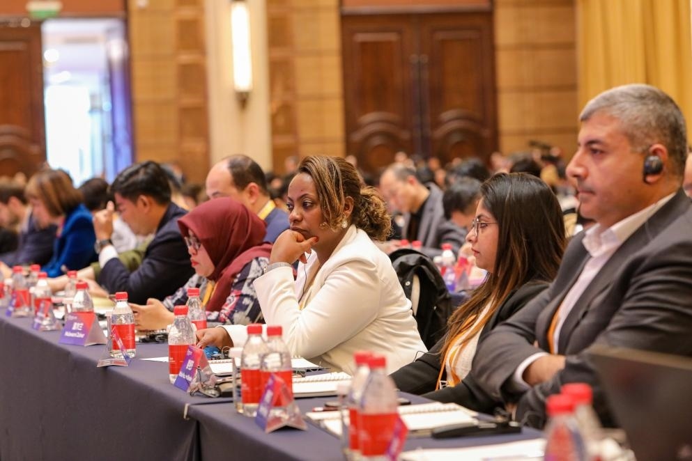 11月24日，論壇嘉賓在聆聽演講。新華社記者 辛夢晨 攝