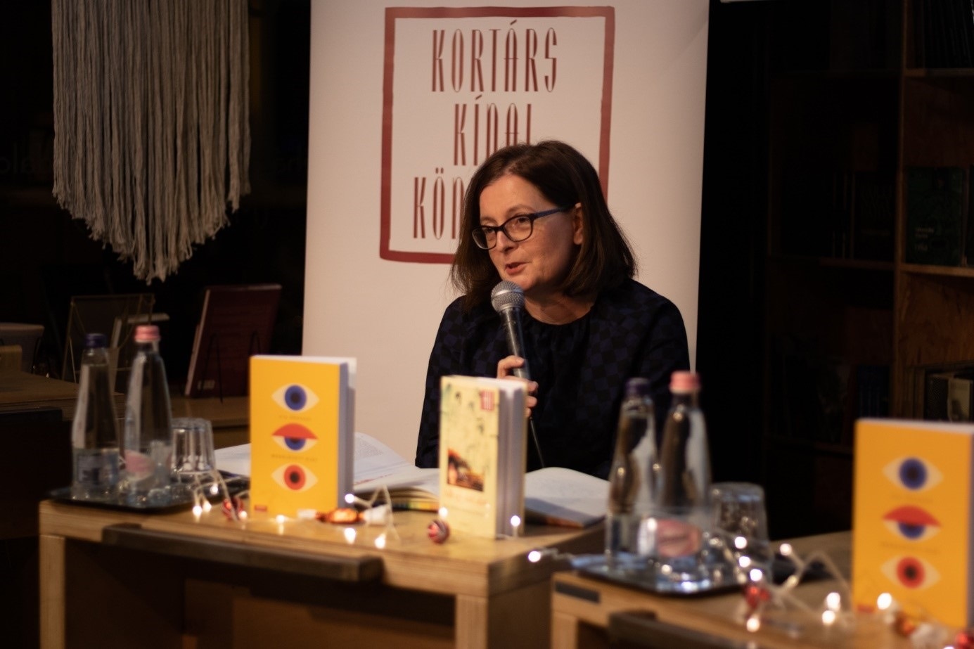 安奈特博士分享讀書體會。摩爾多瓦尼·巴爾納巴斯攝