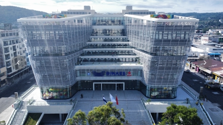 圖為中國援建薩爾瓦多國家圖書館實景。 圖片由中國援薩爾瓦多國家圖書館項目施工技術(shù)組提供