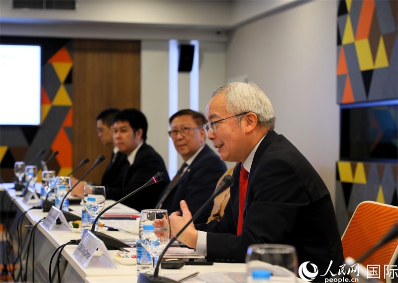 中國國際問題研究院副院長榮鷹致開幕辭。人民網(wǎng)記者 白元琪攝