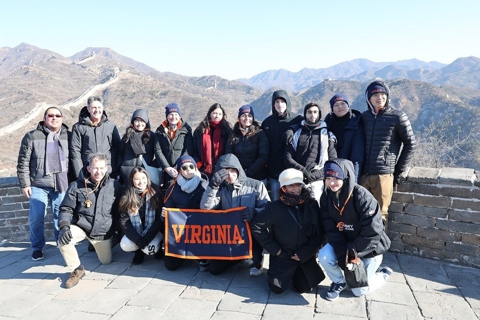 資訊有故事︱美國(guó)弗吉尼亞大學(xué)乒乓球代表團(tuán)訪華：重走乒乓路 一起向未來(lái)