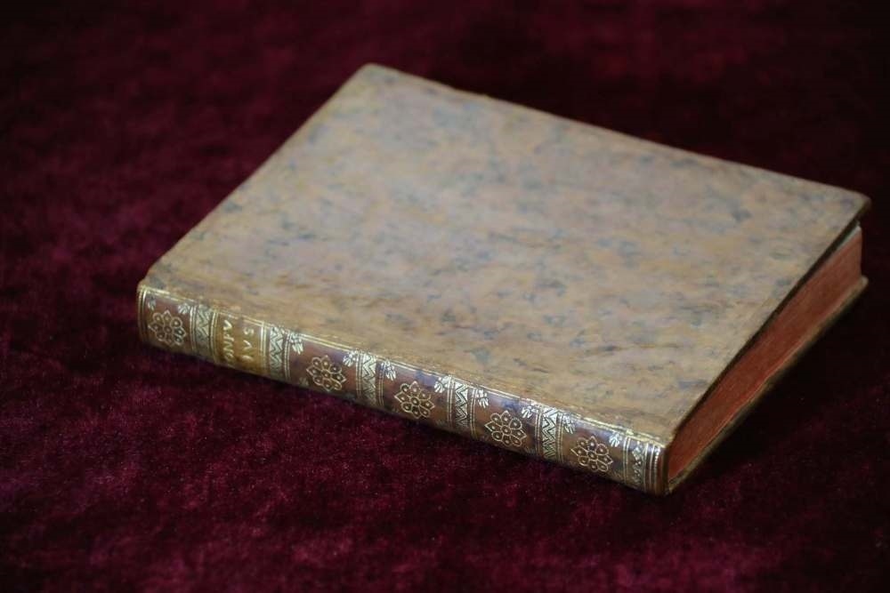 這是典藏于中國國家圖書館的《論語導(dǎo)讀》。