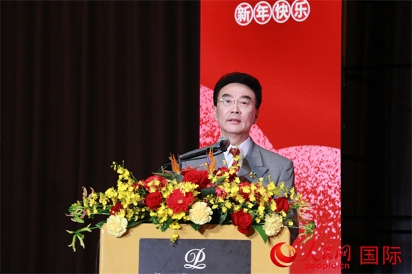 在日中國企業(yè)協(xié)會會長王家馴致辭。人民網(wǎng) 許可攝