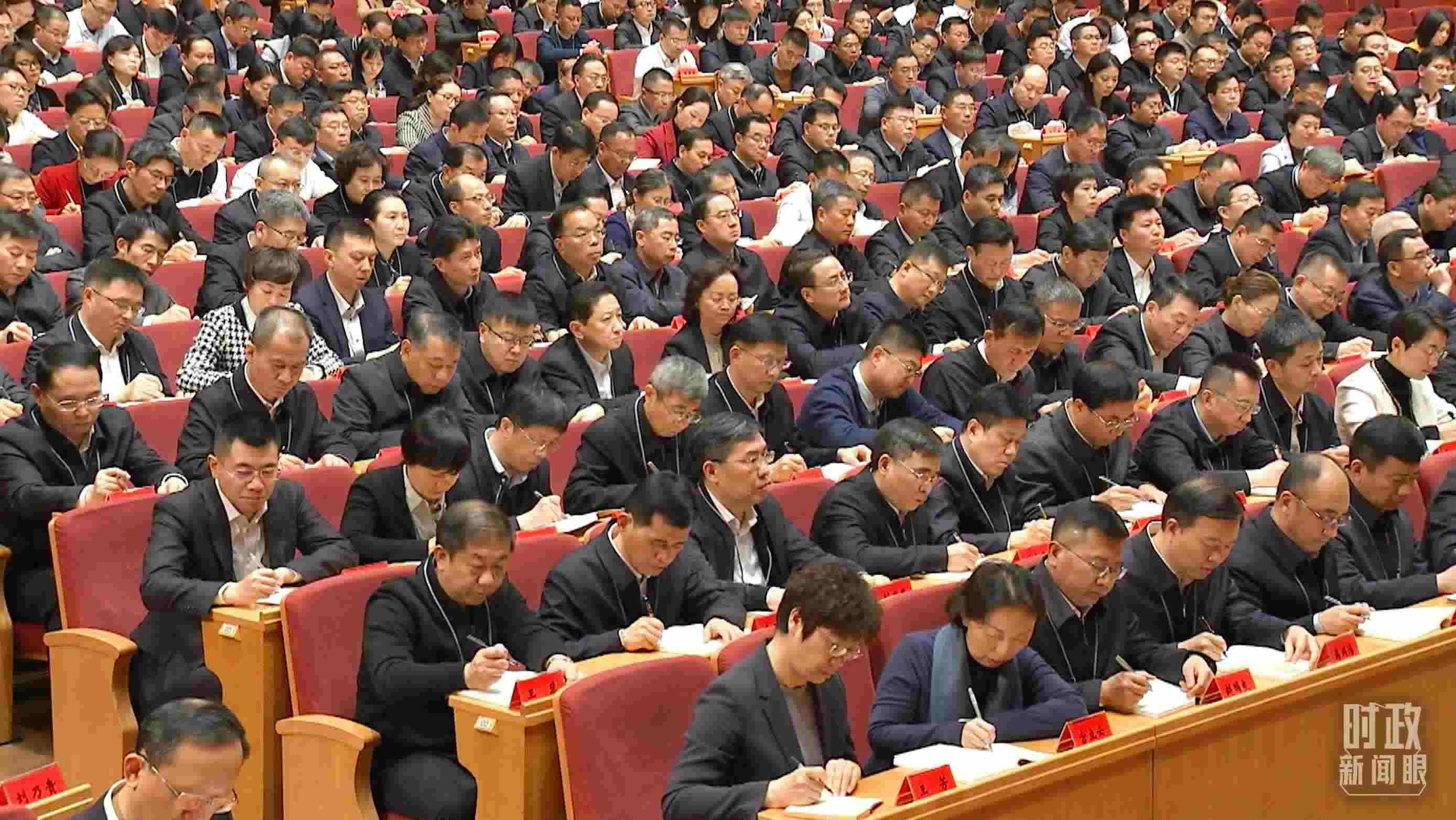 △中青年干部培訓(xùn)班開(kāi)班式現(xiàn)場(chǎng)。