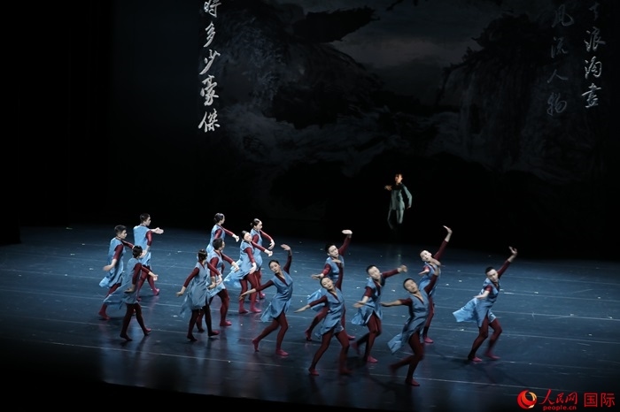 《詩(shī)憶東坡》美國(guó)巡演將持續(xù)2周，在華盛頓、紐約進(jìn)行共計(jì)8場(chǎng)演出。人民網(wǎng)記者 李志偉攝