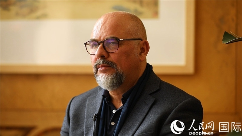 意大利陶瓷城市協(xié)會副會長保羅·馬賽蒂接受人民網(wǎng)專訪。人民網(wǎng) 劉動攝