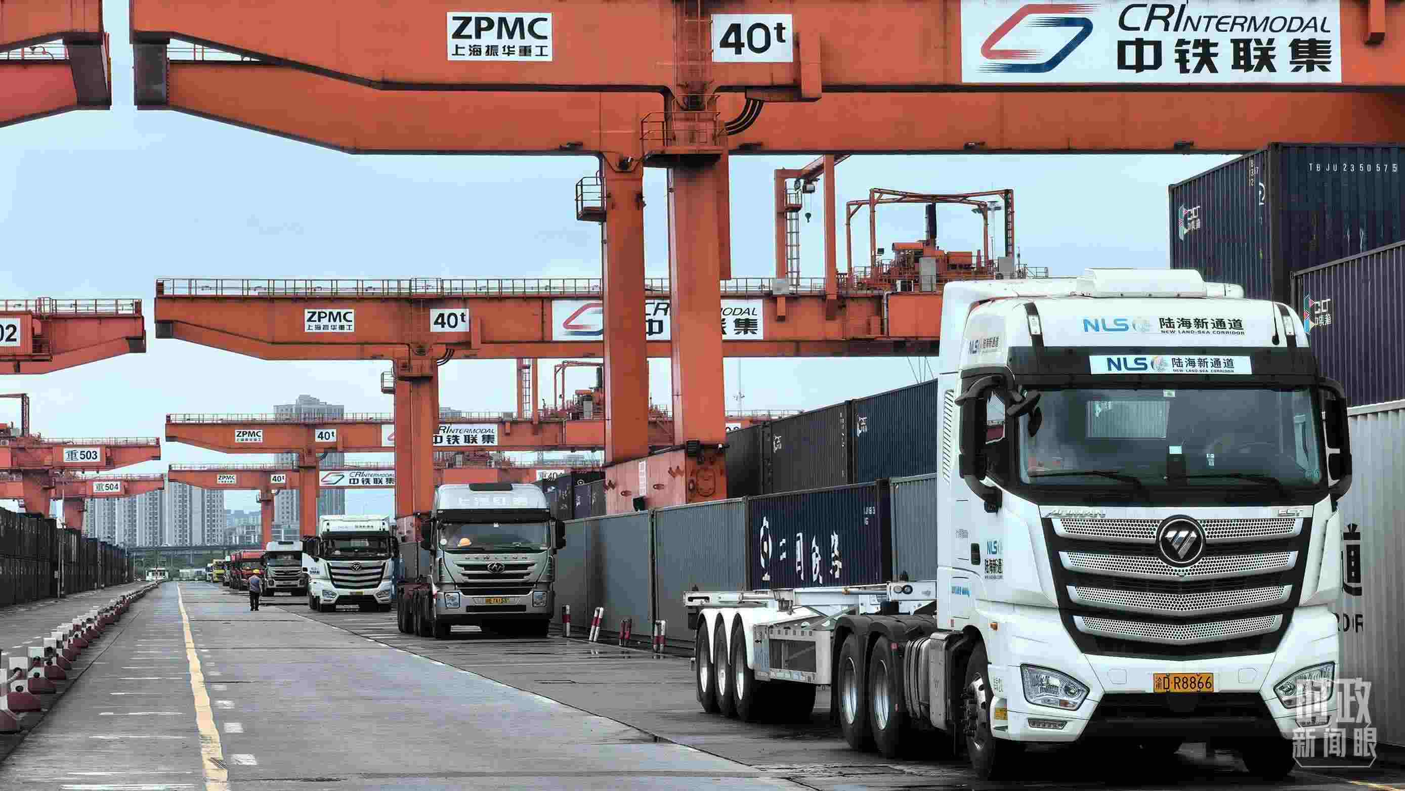 △重慶國際物流樞紐園區(qū)。（總臺央視記者趙化拍攝）