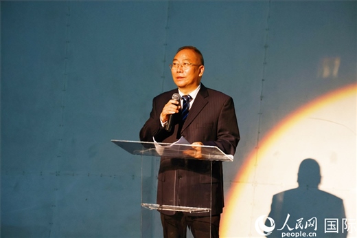 四川省文化和旅游廳副廳長王成平在活動現(xiàn)場進行旅游推介。人民網(wǎng)記者 陳海琪攝