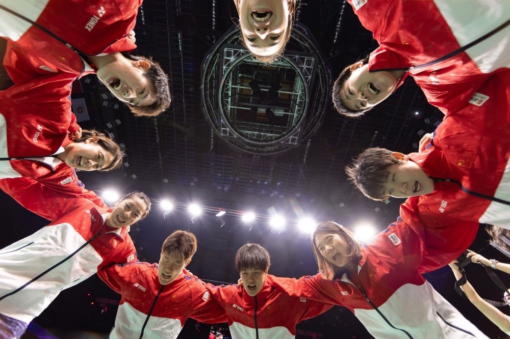 5月5日，中國隊在賽前互相鼓勵。新華社記者 江宏景 攝