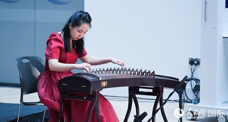 中英/北愛教育合作論壇現(xiàn)場。