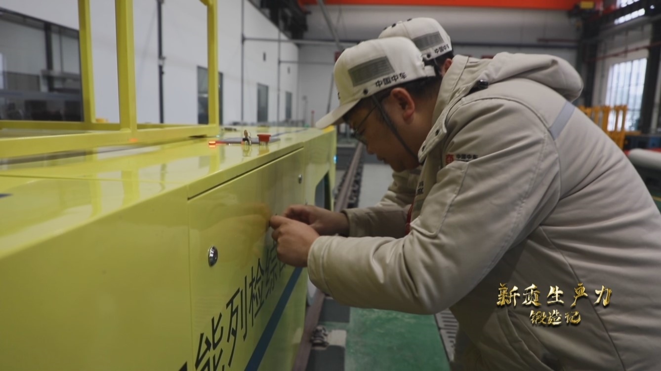 湖南株洲，算法測(cè)算團(tuán)隊(duì)正在做地鐵智能化檢測(cè)試驗(yàn)。