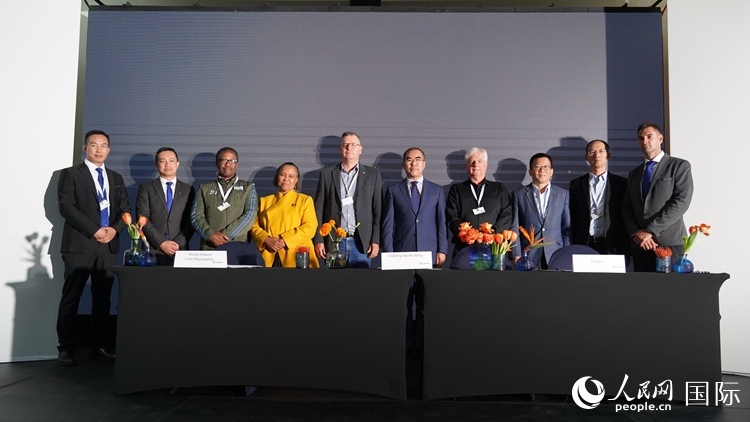 嘉賓合影。人民網(wǎng) 張茜攝