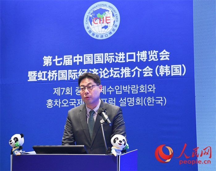 三養(yǎng)方圓集團副社長韓世爀發(fā)言。 人民網(wǎng) 程安康攝