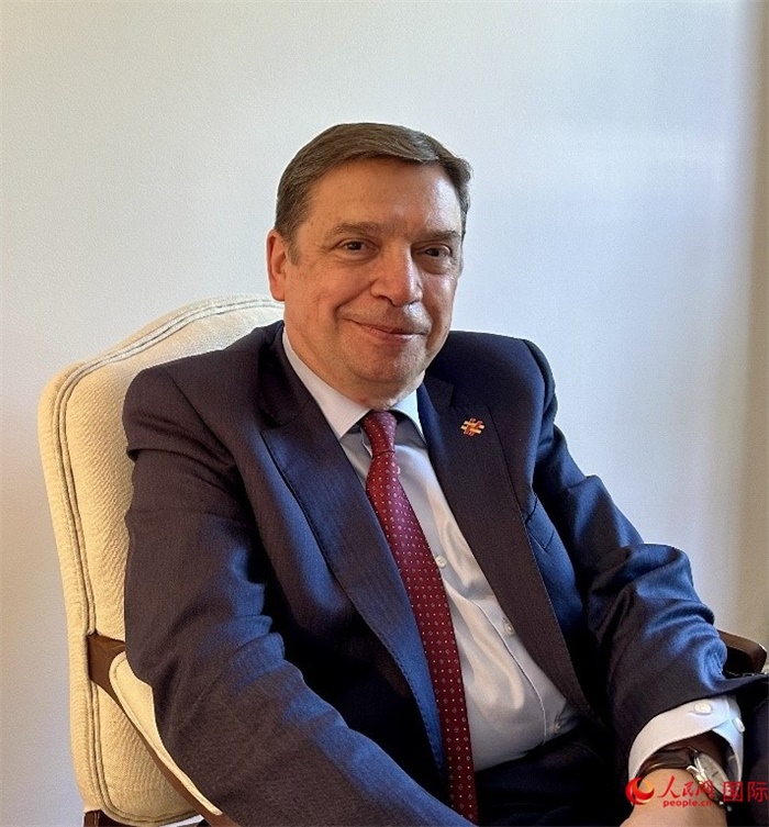 西班牙農(nóng)業(yè)、漁業(yè)和食品大臣普拉納斯接受人民網(wǎng)專訪。人民網(wǎng)記者 周雨攝