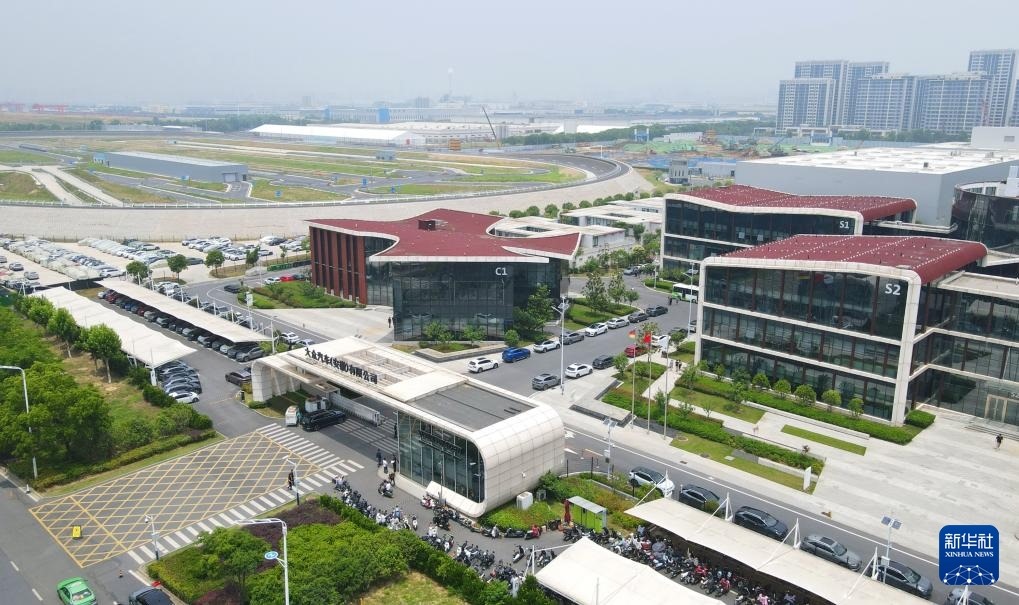 大眾汽車（安徽）有限公司外景（無人機(jī)照片，2024年6月7日攝）。新華社記者 郭晨 攝