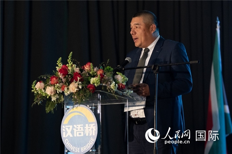 南中經(jīng)貿(mào)協(xié)會秘書長韋冬澤做主旨發(fā)言。人民日報非洲中心分社 希拉茲·莫林攝