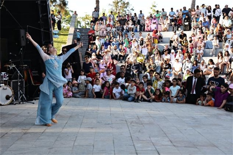 茶文化主題演出場(chǎng)景。拉巴特中國(guó)文化中心供圖