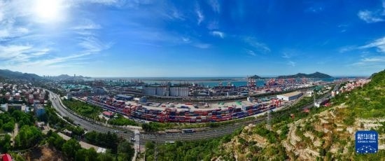 這是6月26日拍攝的中哈連云港物流合作基地（無人機(jī)照片）。新華社記者 季春鵬 攝